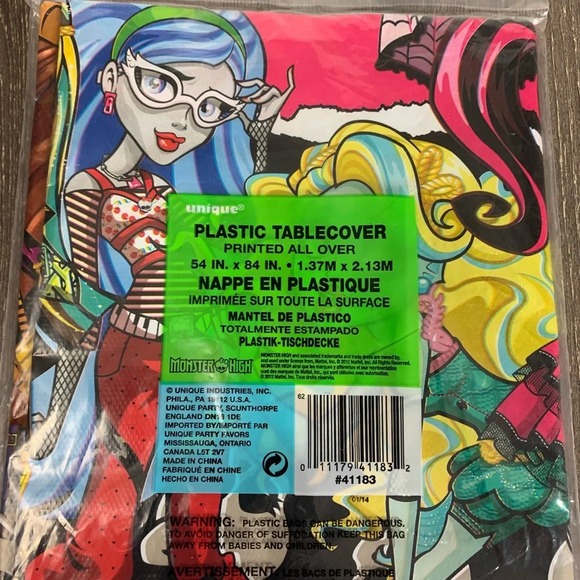 Monster High Dolls Tablecover Party Supply Plastic NOS 2011 54" x 84" Sealed - Picture 11 of 11